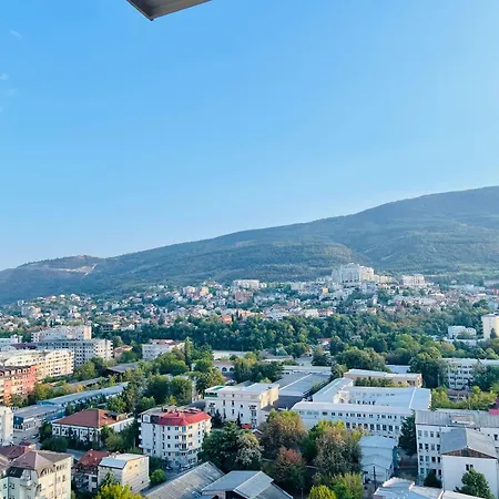 Apartment Emerald Gems In Limak's Diamond Residences In With Free Private Parking & Fast Wi-fi Skopje