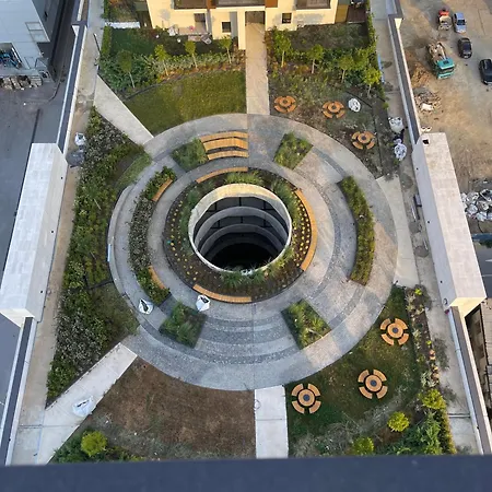 Emerald Gems In Limak's Diamond Residences In With Free Private Parking & Fast Wi-fi Skopje