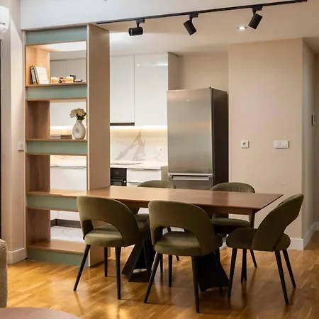 Appartement Emerald Gems In Limak's Diamond Residences In With Free Private Parking & Fast Wi-fi Skopje