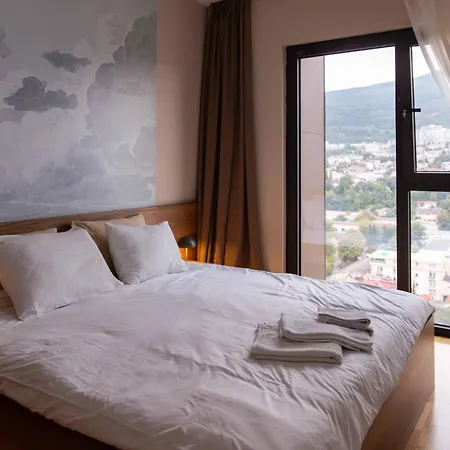 Appartement Emerald Gems In Limak's Diamond Residences In With Free Private Parking & Fast Wi-fi Skopje