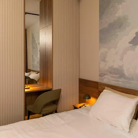 Emerald Gems In Limak's Diamond Residences In With Free Private Parking & Fast Wi-fi *