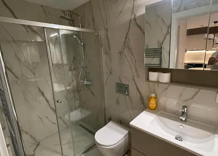 Emerald Gems In Limak's Diamond Residences In With Free Private Parking & Fast Wi-fi