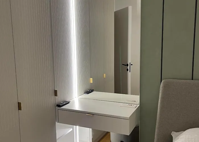 Emerald Gems In Limak's Diamond Residences In With Free Private Parking & Fast Wi-fi * Skopje