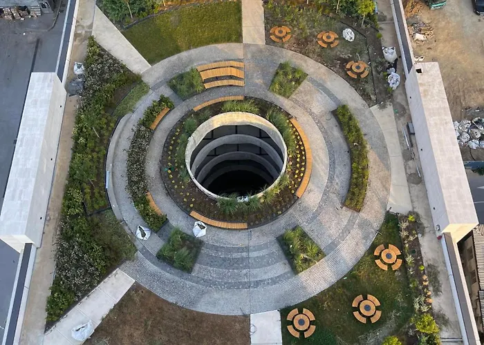 Emerald Gems In Limak's Diamond Residences In With Free Private Parking & Fast Wi-fi Skopje