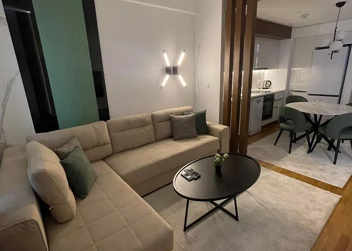 Emerald Gems In Limak's Diamond Residences In With Free Private Parking & Fast Wi-fi * Skopje