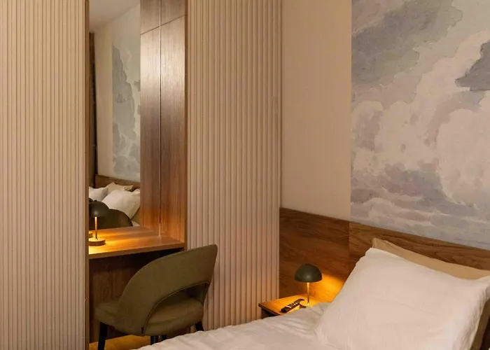 Emerald Gems In Limak's Diamond Residences In With Free Private Parking & Fast Wi-fi *