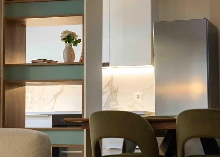 Emerald Gems In Limak's Diamond Residences In With Free Private Parking & Fast Wi-fi