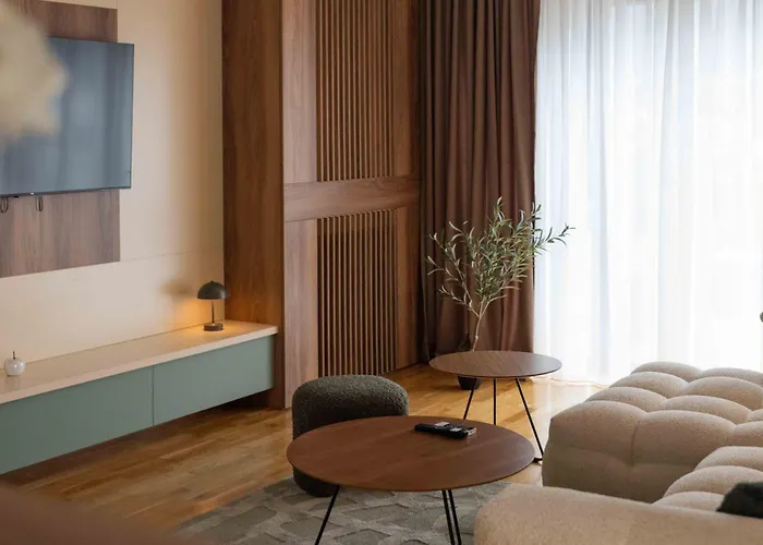 Emerald Gems In Limak's Diamond Residences In With Free Private Parking & Fast Wi-fi Skopje